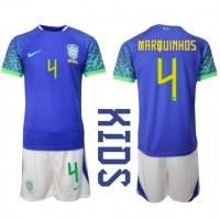 Fotballdrakt Barn Brasil Marquinhos #4 Bortedraktsett VM 2022 Kortermet (+ Korte bukser)